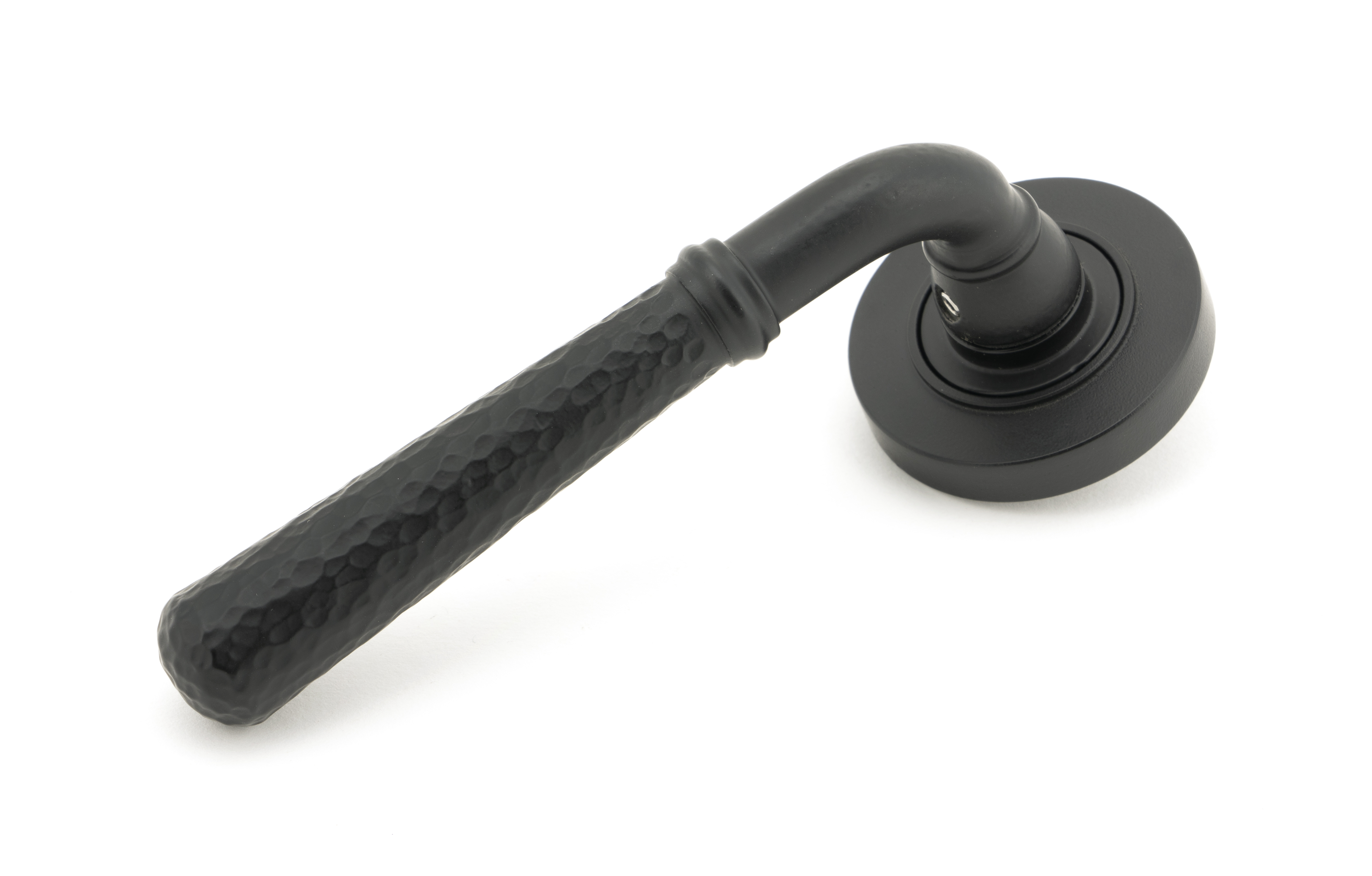 From The Anvil 49985 Matt Black Hammered Newbury Lever on Rose Set (Plain Rose) - Unsprung