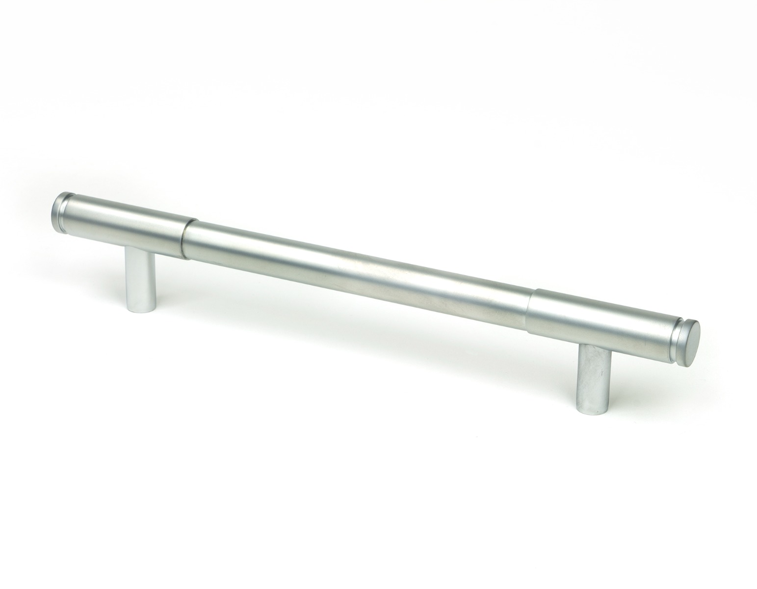 Satin Chrome Kelso Pull Handle Medium From The Anvil
