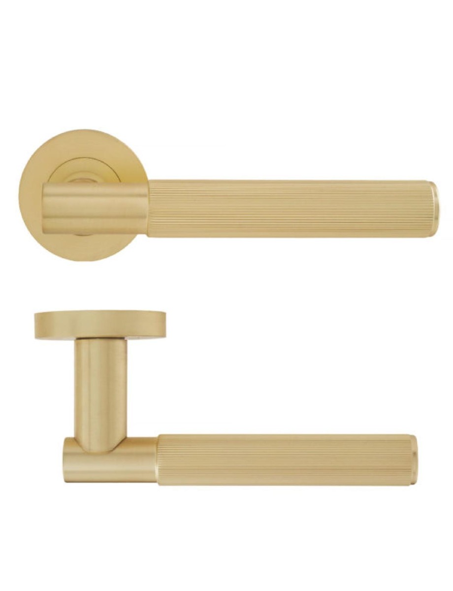 Eclipse Linear Insignia Lever Door Handle On Rose SBP Satin Brass 63243