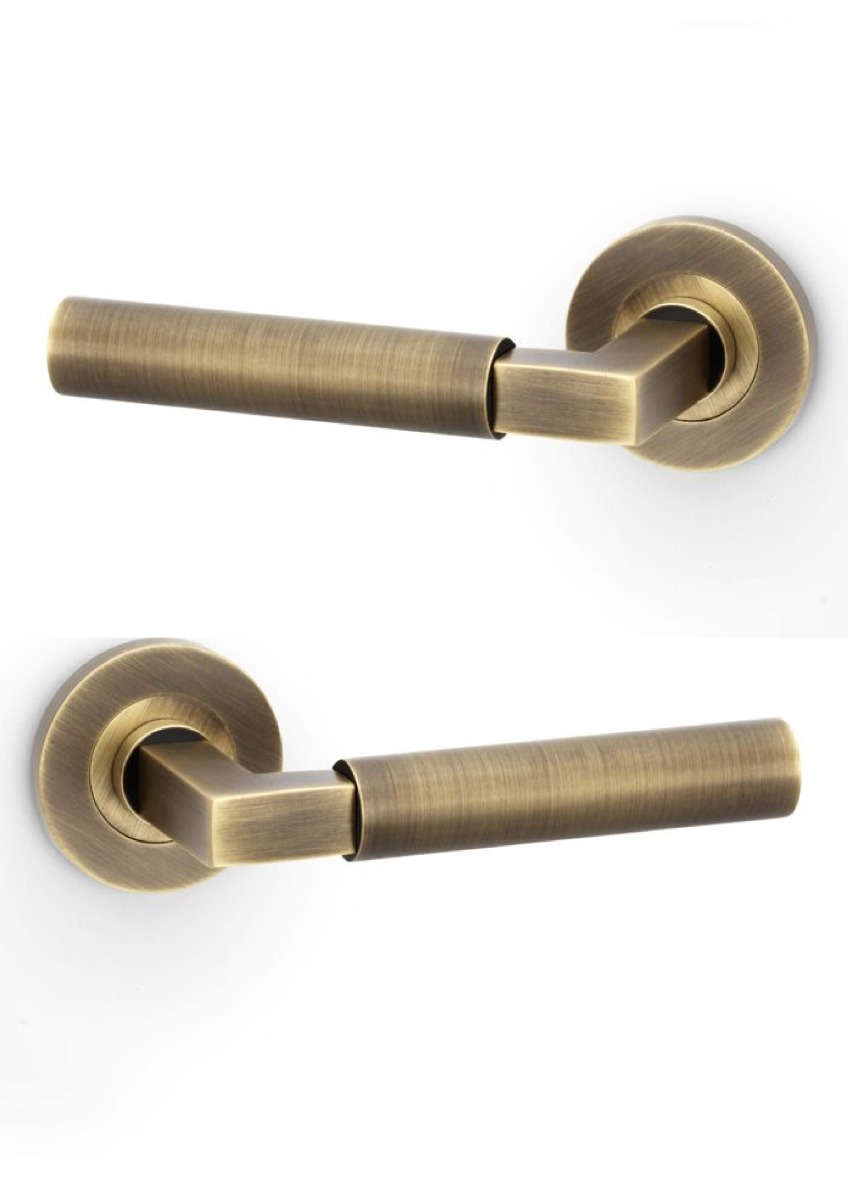 Alexander And Wilks Hurricane Lever Plain On 50X6mm Rose Antique Brass AW201AB