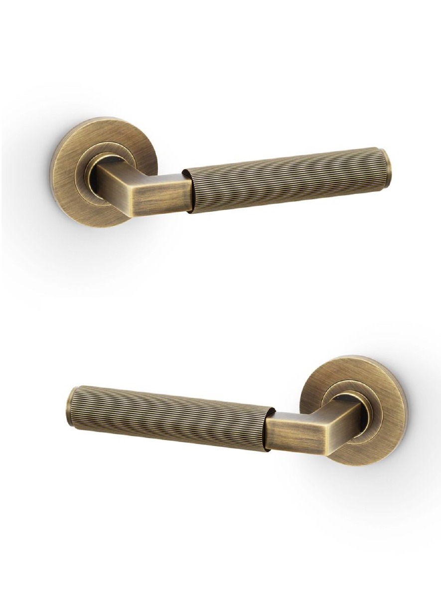 Alexander And Wilks Hurricane Lever Reeded On 50X6mm Rose Antique Brass AW202AB