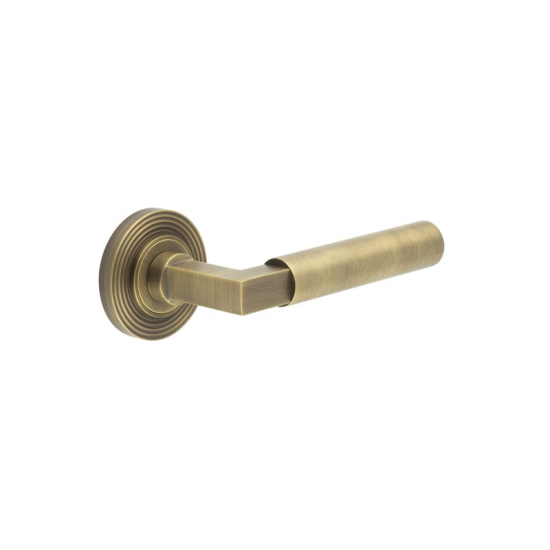 Frelan Burlington Westminster Door Handle on Reeded outer Rose Antique Brass BUR30KIT4 Consist of BUR30AB and BUR53AB