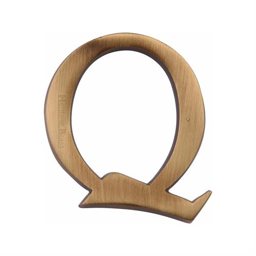 Heritage Brass C1565 2 Q-AT Alphabet Q Pin Fix 51mm (2) Antique Finish