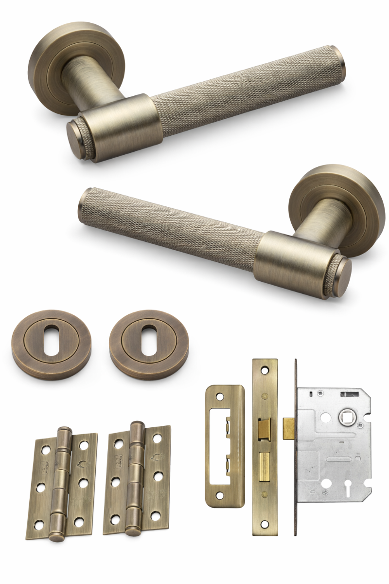 IRONZONE LVR016 Flare Knurled Door Handle on Rose - Lock Pack - Antique Brass