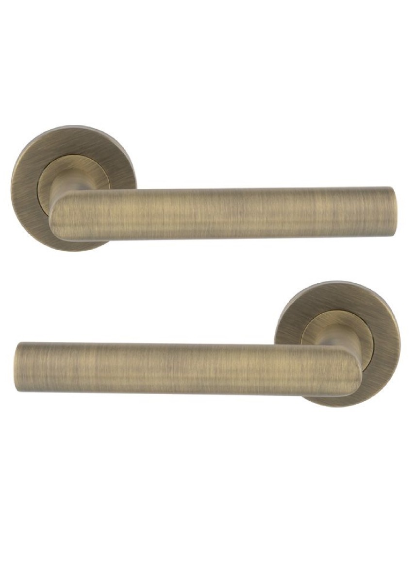Eurospec CSL1192AB Treviri 19mm Dia. Mitred Lever On Concealed Fix Sprung Round Rose G201 52mm Antique Brass