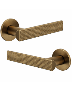Blake Radiant Door Handle on 6mm Slim Round Rose – Timeless British Design Matt Antique Brass
