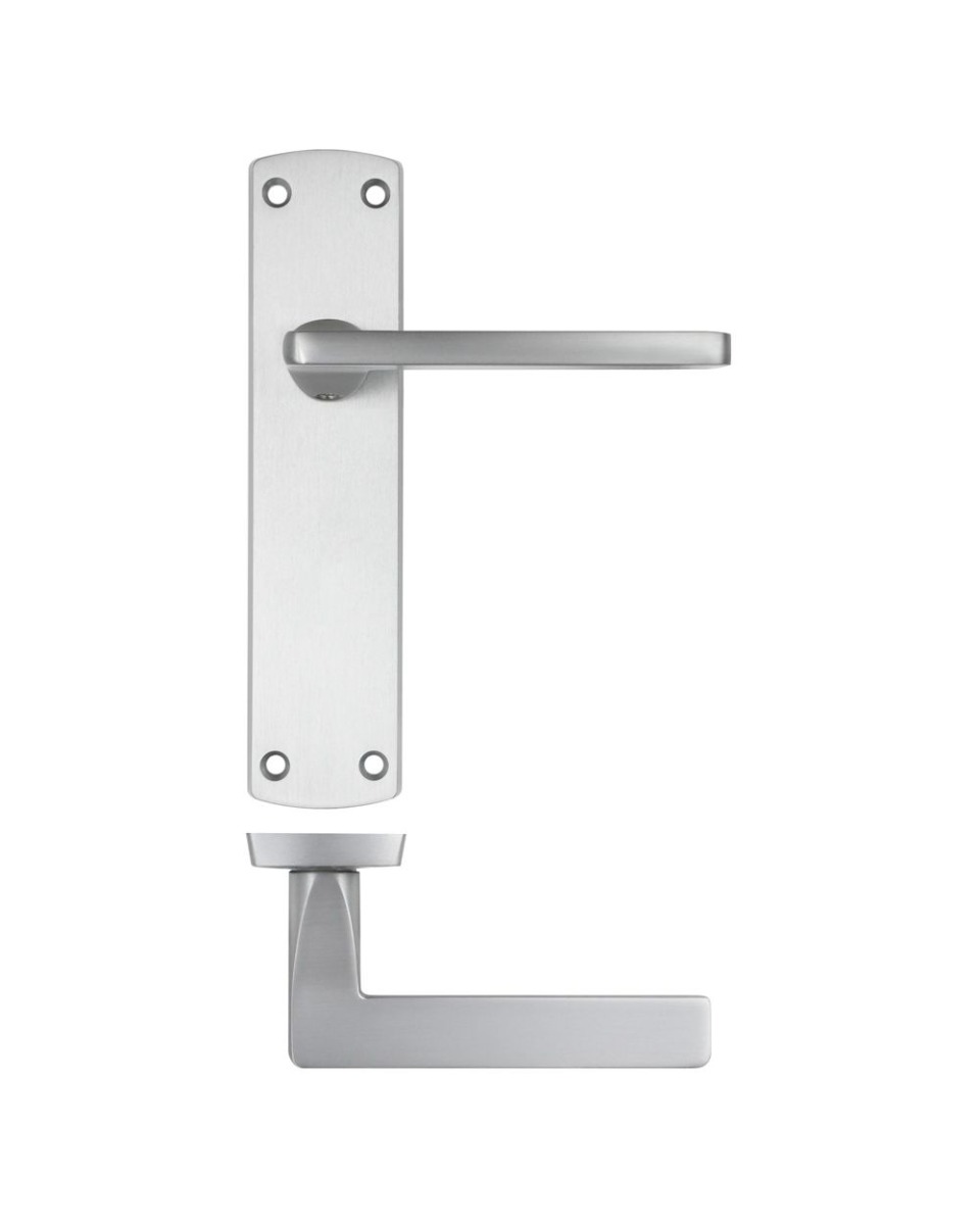 IRONZONE Edge Door Handle On Latch Backplate- Satin Chrome