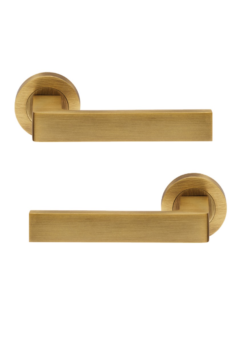 Carlisle Brass EUL010AB Sasso Lever On Rose Antique Brass