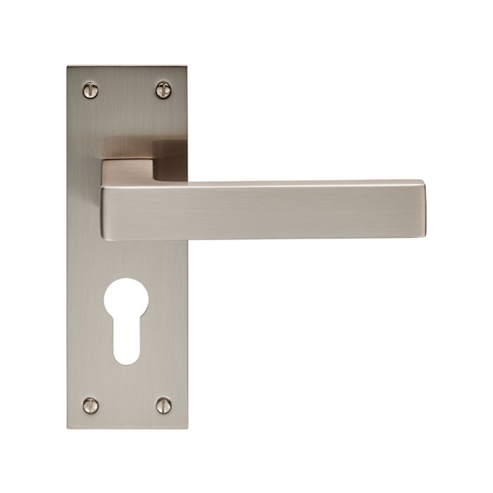 Carlisle Brass EUL011YSN Sasso Lever On Backplate - Euro 47.5mm Satin Nickel