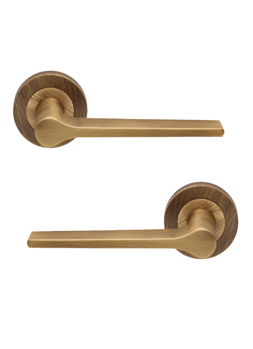 Carlisle Brass EUL020AB Velino Lever On Round Rose Antique Brass