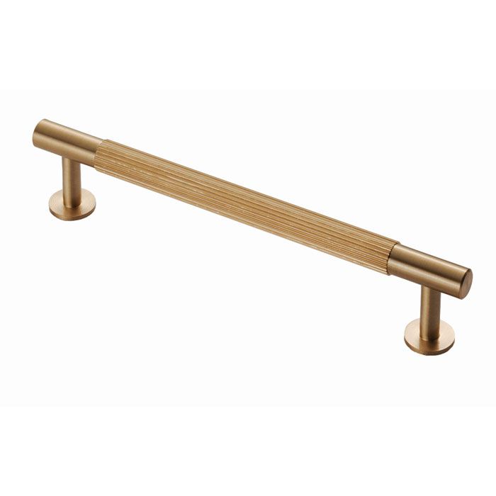 Fingertip Ftd710Csb Ftd Lines Pull Handle 160Mm C/C Satin Brass