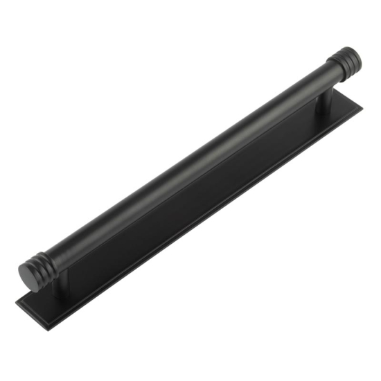 Frelan Hoxton Sturt Cabinet Handle on Back Plate 224mm cc Matt Black HOX460MB-HOX6060MB