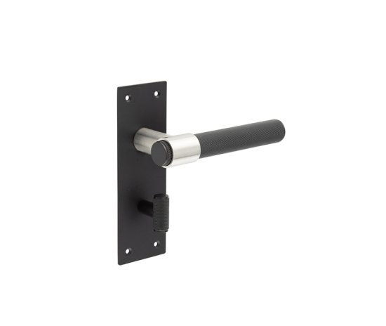 Frelan Nero T-Bar Door Handles on Bathroom Plate 148mm JMB102 Matt Black