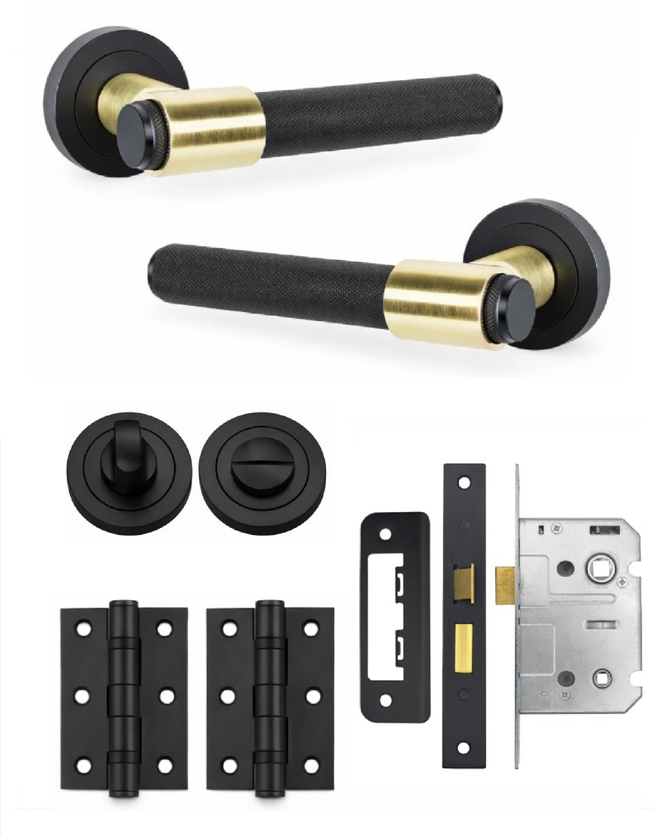 IRONZONE Flare Knurled Door Handle on Rose - Bathroom Pack - Black/Satin Brass