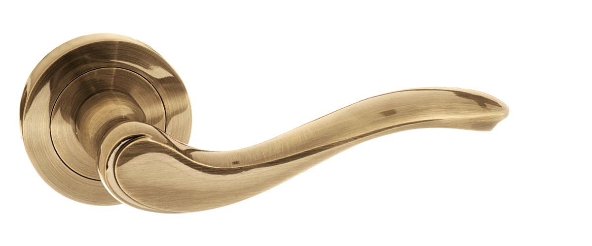 Old English Warwick Lever on Round Rose - Antique Brass OE178AB