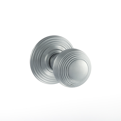 Old English Ripon Solid Brass Reeded Mortice Knob on Concealed Fix Rose - Satin Chrome OE50RMKSC