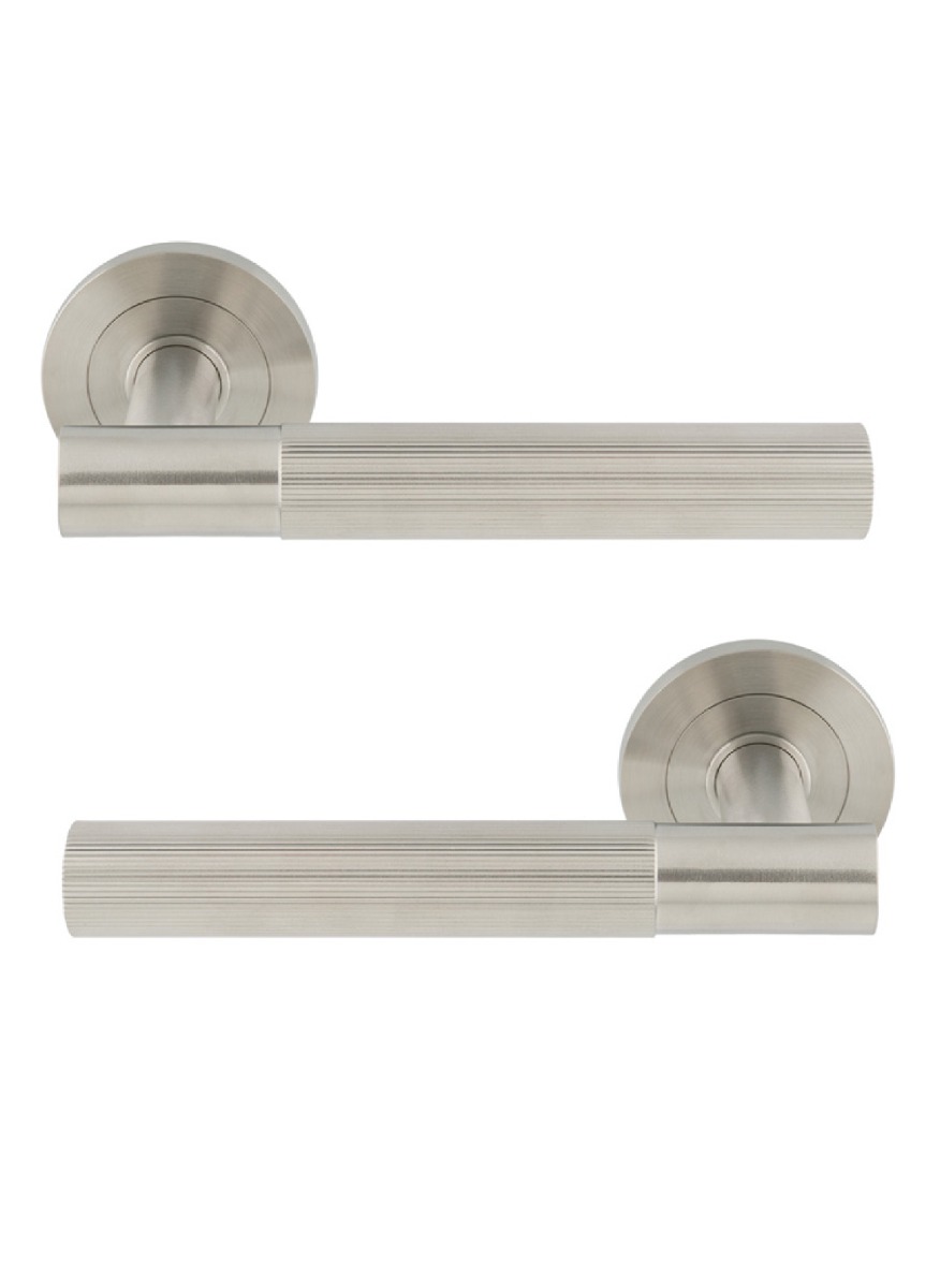 Eurospec Arrow Lever On Sprung Screw-On Round Rose SWL1172SSS Satin Stainless Steel