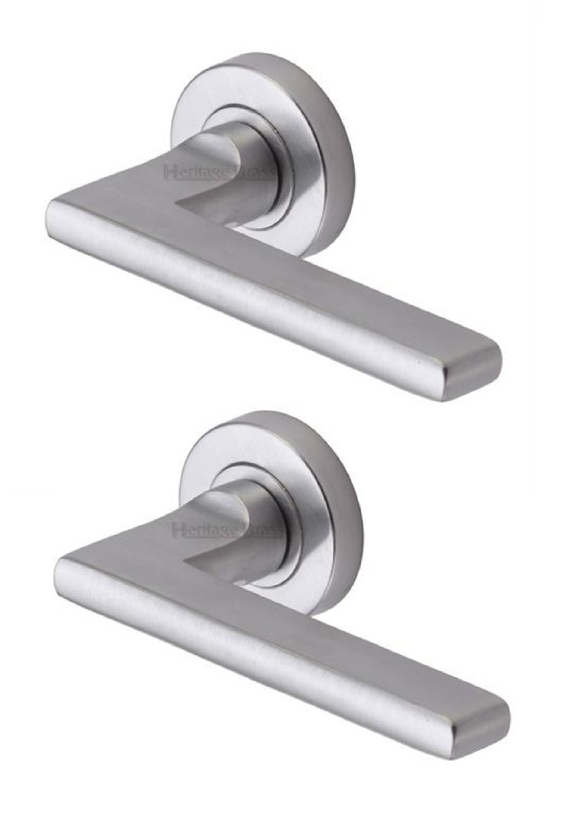 Heritage Brass TRI1352-SC Door Handle Lever Latch on Round Rose Trident Design Satin Chrome Finish