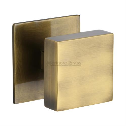 V908-AT Centre Door Knob Square Design 3