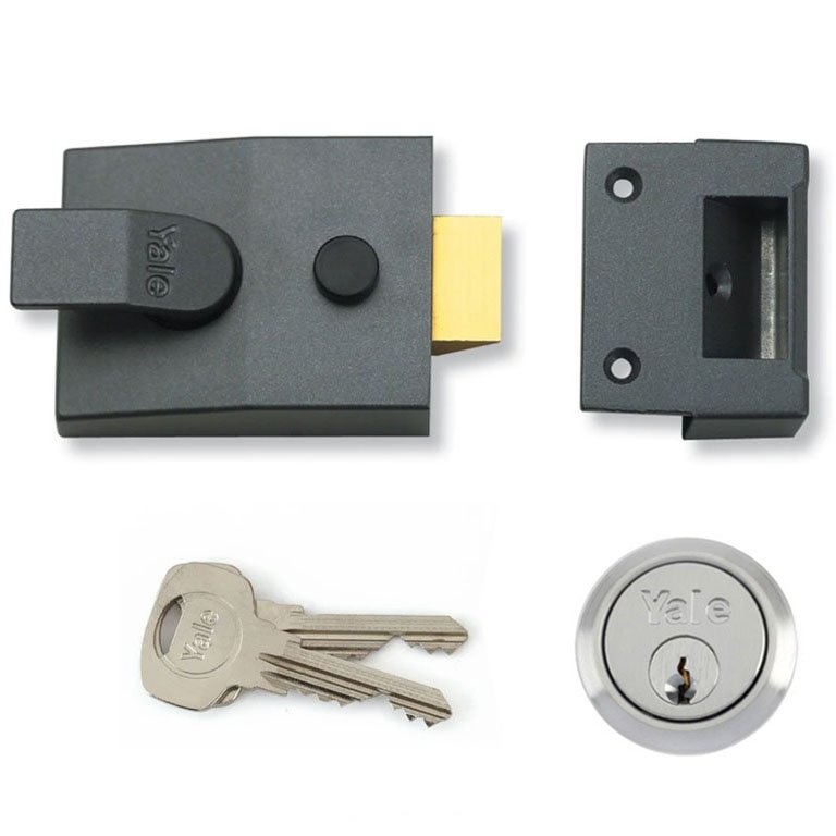 Yale 89 Deadlocking Nightlatch Satin Chrome B-89-DMG-SC-60